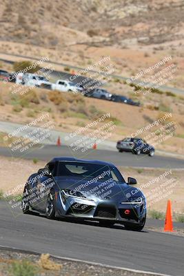 media/Oct-01-2022-Team Topak Racing (Sat) [[f860fb51be]]/2-Inter Low 2/session 2 turn 11/